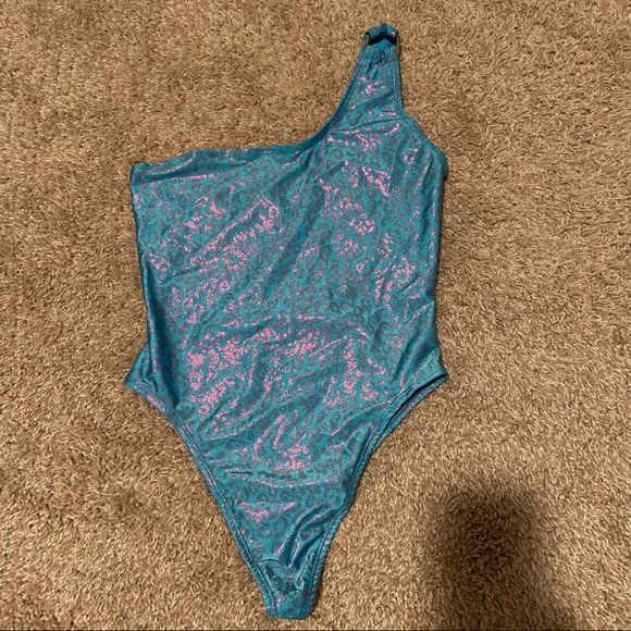 Blue leopard bodysuit - Picture 3 of 5